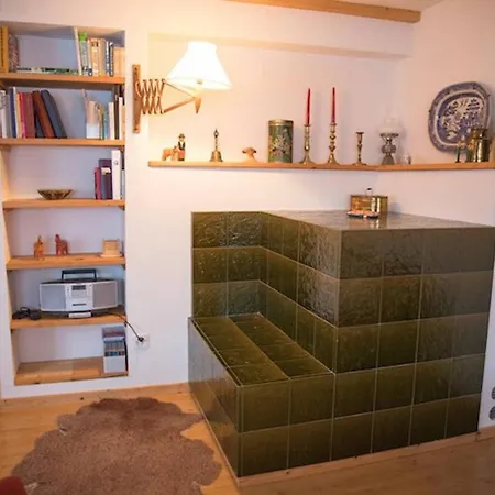Chalet Mitten In Den Schweizer Alpen Dardin
