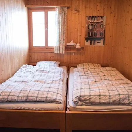 Casa de Férias Chalet Mitten In Den Schweizer Alpen